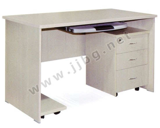 點擊查看商品:木制辦公桌